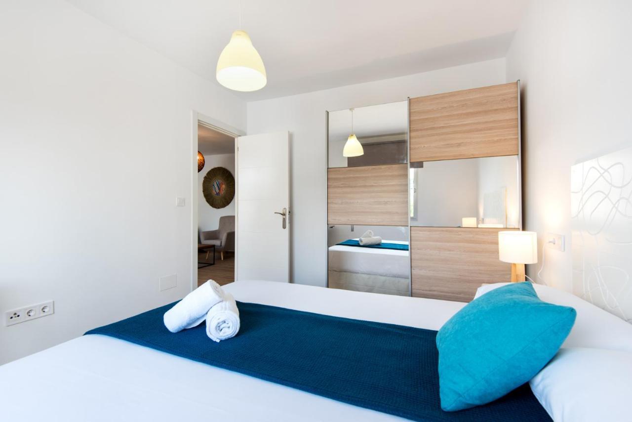 מאלגה The 7Th Corner, Hugh Apartment Ideal For Groups מראה חיצוני תמונה