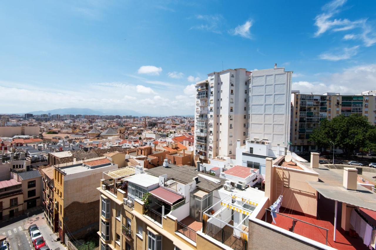מאלגה The 7Th Corner, Hugh Apartment Ideal For Groups מראה חיצוני תמונה